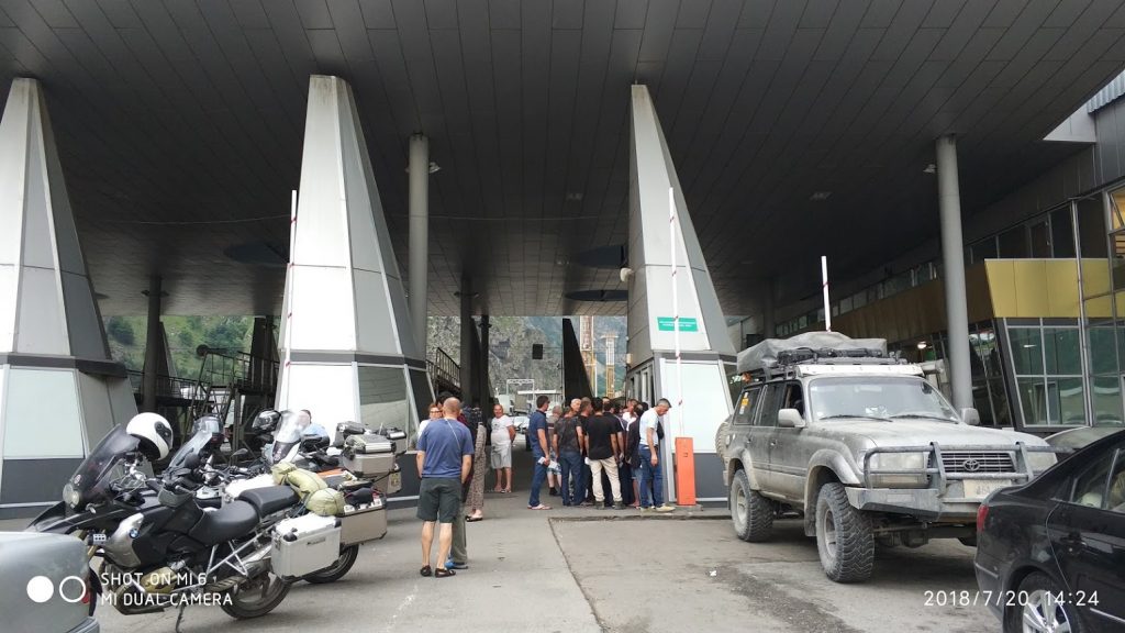 motosikletle asya turu rusya sınırı vladikavkaz gümrük kapısı