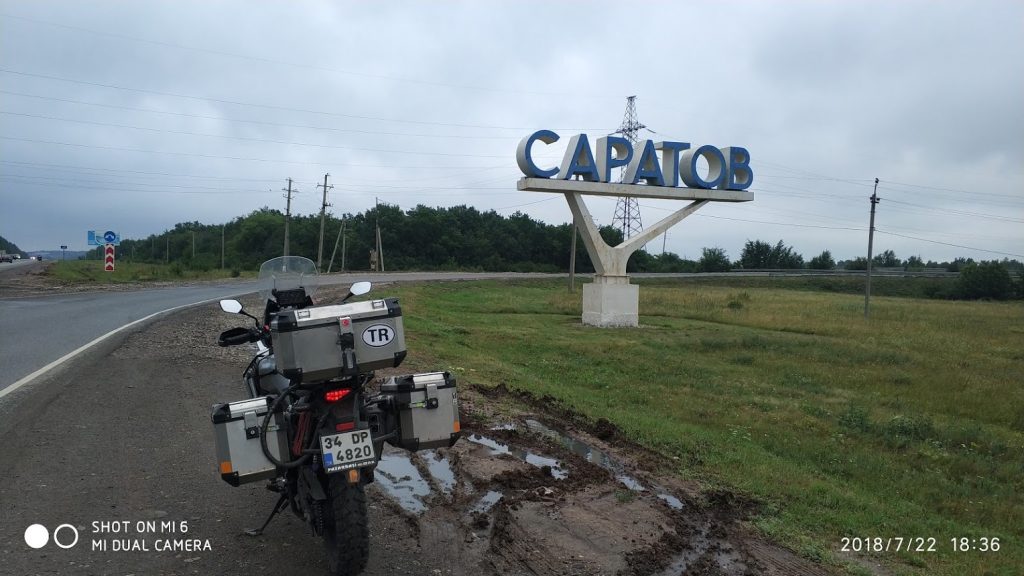 honda africa twin bmw r1200gs uzun yol yedek benzin takviyesi