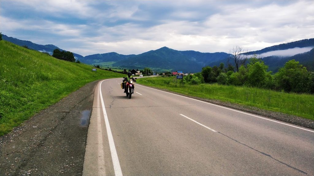 almatı motosiklet rotası Rusya Altay Dağları virajlı yollar