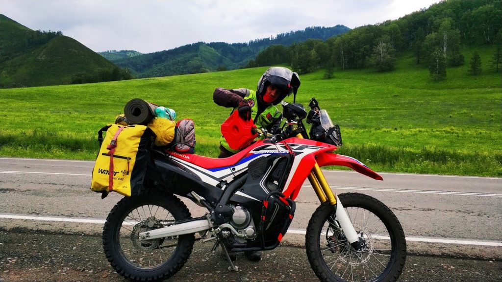 motosikletle asya turu Rusya Altay Dağları asfalt sürüş rotası