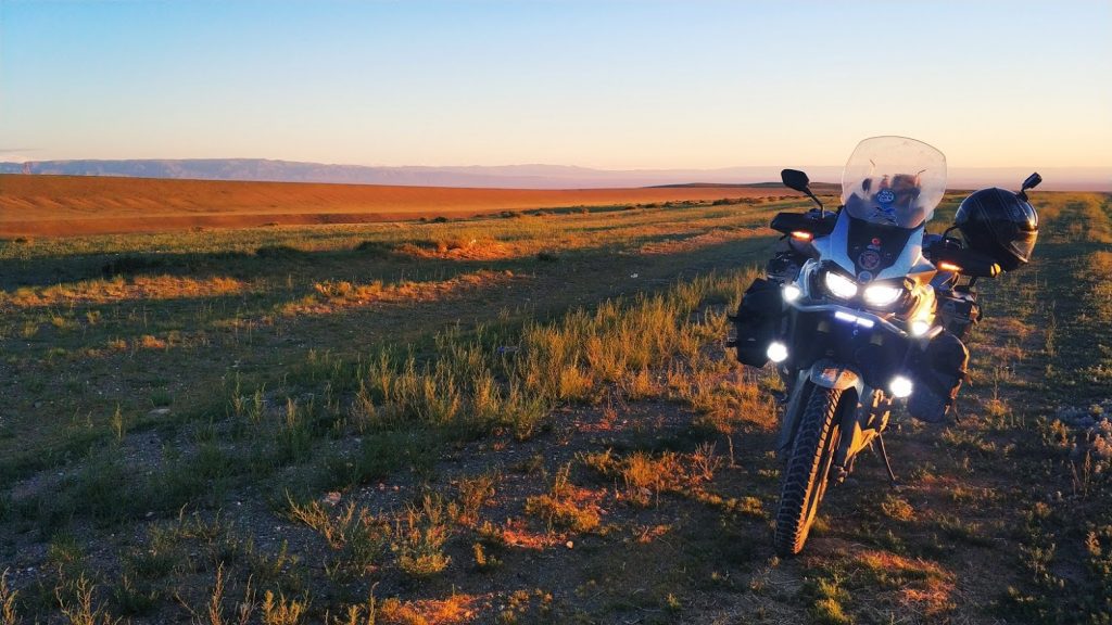 uzun yol motosiklet gezi yazısı