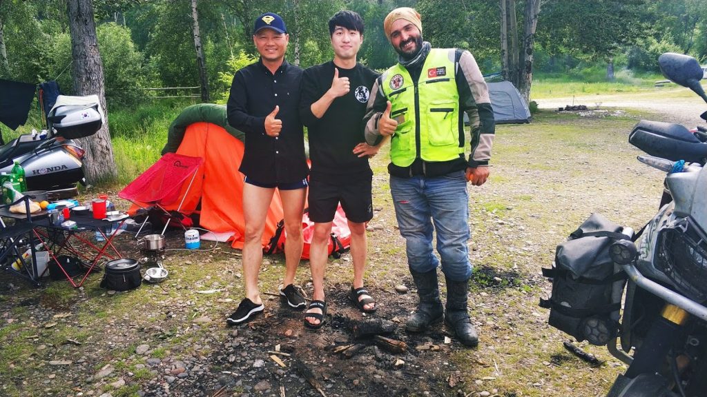 moğolistan motosiklet turu Baykal Gölü Güney Koreli motorcular